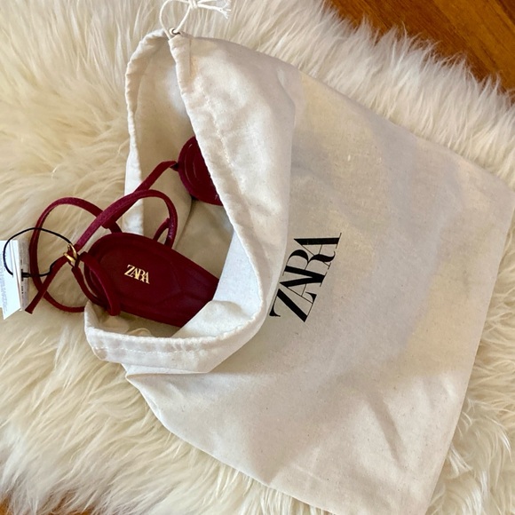 Zara Suede Mid-Heel Ankle Strap Sandals w/Dust Bag - Picture 14 of 15